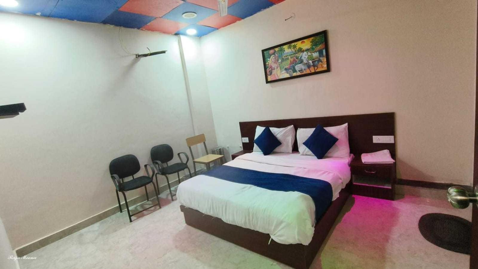 Collection O Hotel Kavya Guest House Džajpur Exteriér fotografie